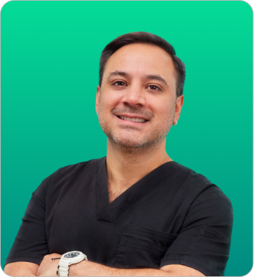 Dr. Nicolás González